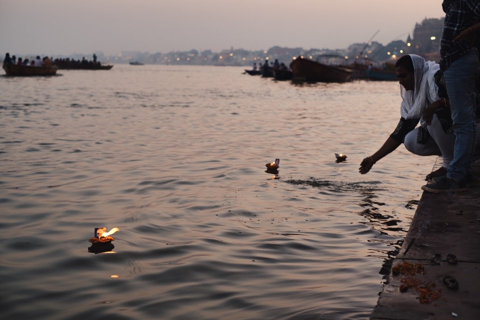 Photographing India: sacred rituals in Varanasi